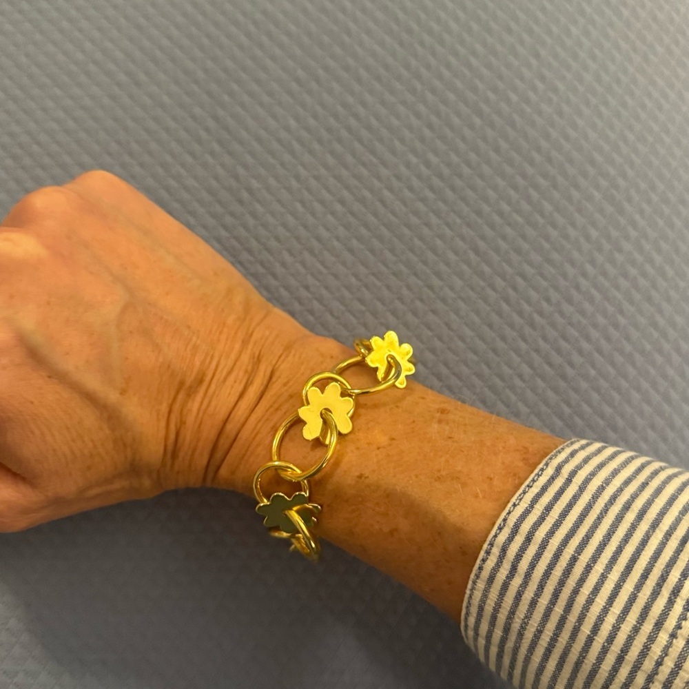 Gold Clover Bracelet